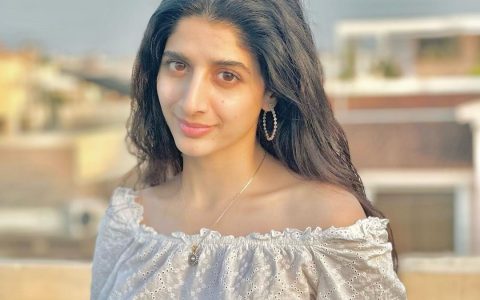 A good skin day makes everything okay: Mawra Hocane  | The Express Tribune