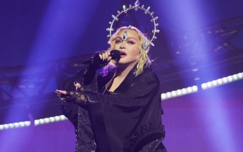 Madonna enthralls 1.6 million at free beach concert in Brazil