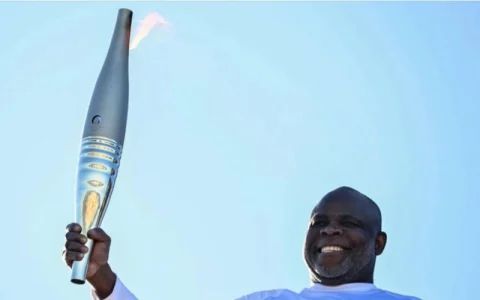 Olympic torch relay sets off in Marseille