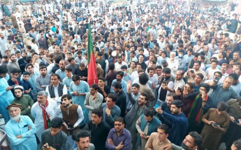 people protesting in lower dir after the ecp s verdict against imran khan photo twitter ptiofficial